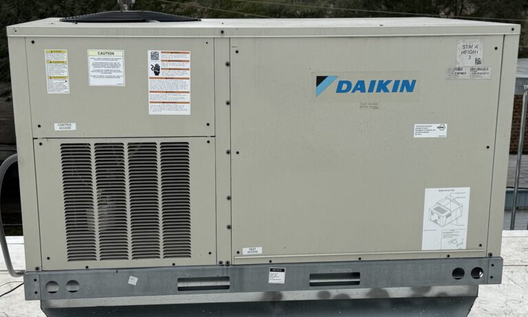 Commercial rooftop unit maintenance in San Antonio on RTU system