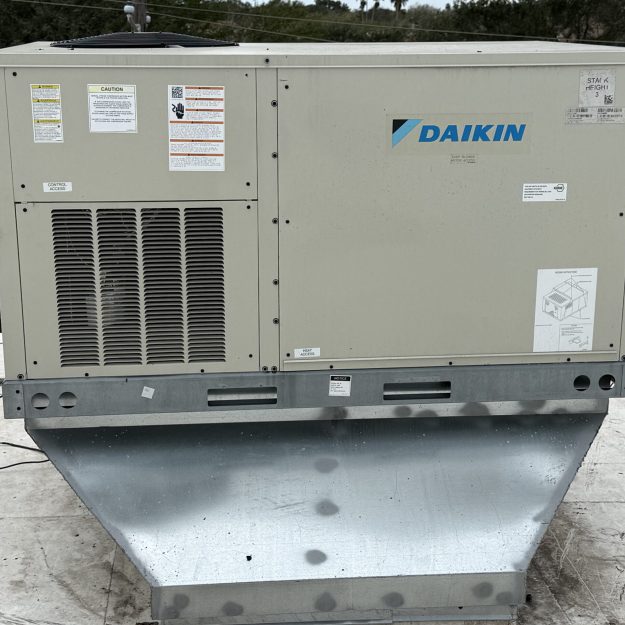 Commercial rooftop unit maintenance in San Antonio on RTU system